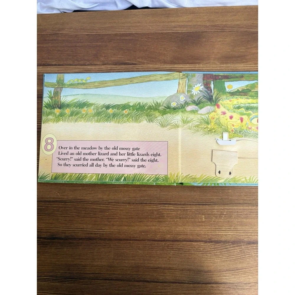 Over in the Meadow Pop-Up Book Michael Foreman HC Damaged Pop-Ups Counting